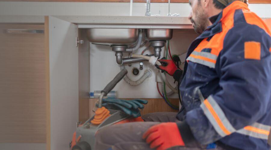 Commercial Slab Leak Plumbing in Farnsworth, TX
